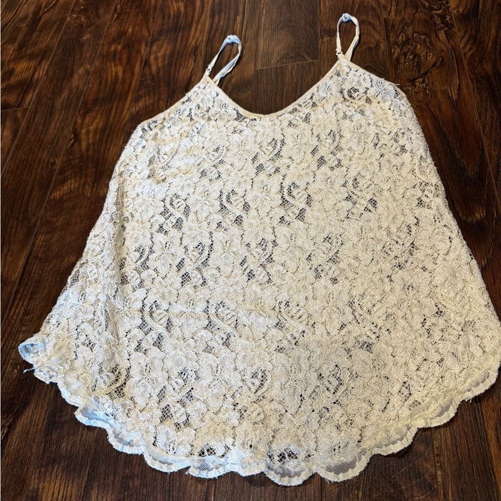Wilfred White Lace Camisole with Floral Lace